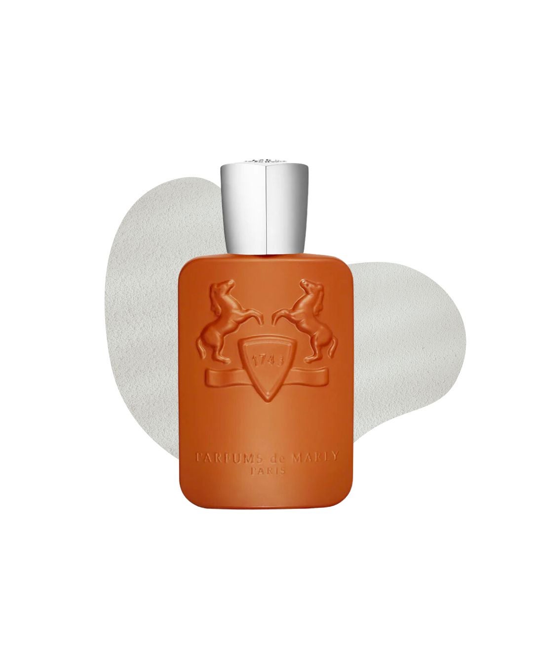 Unveiling the Best New Fragrances for a Cozy Winter Season Savoir Flair